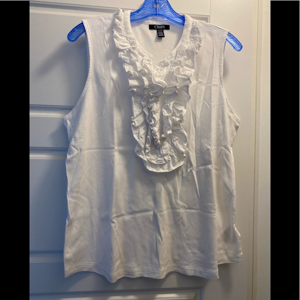 Chaps sleeveless top with ruffled front, size XL